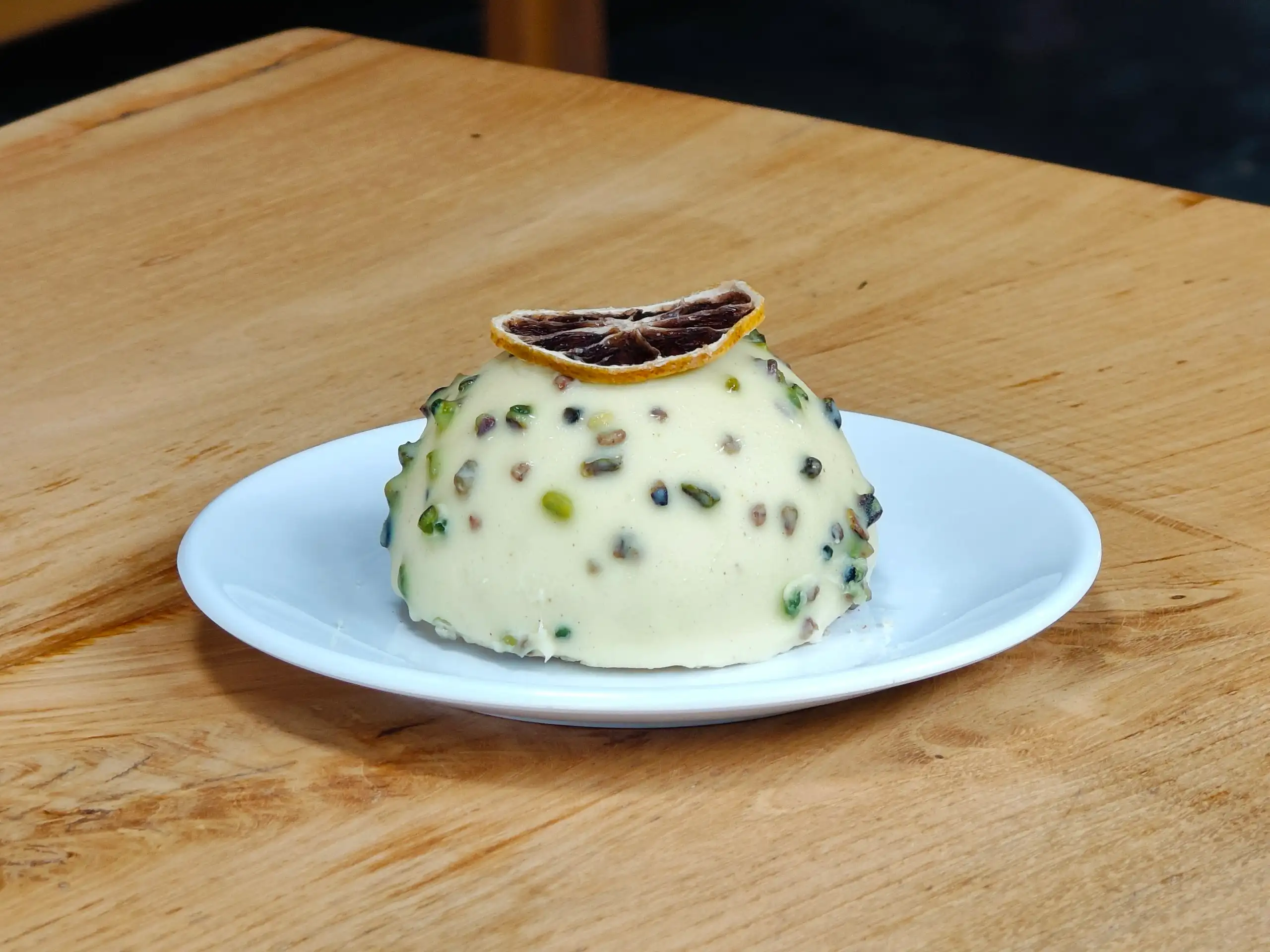 Cool Lime Dome Cake